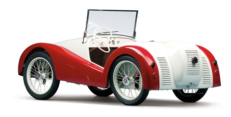 Illustration for article titled The Cutest Little Microcars Of The 20th Century